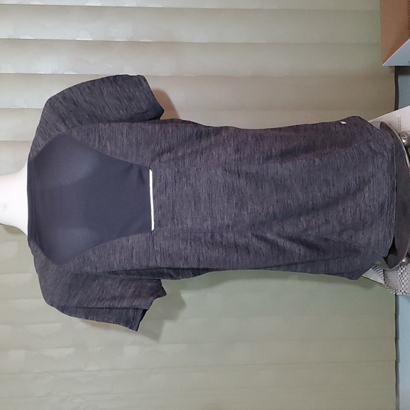 DANSKIN NOW Womens Greystone Heather V-Neck SSleeve Semi-Fitted T-Shirt-EC-Sz L - Picture 6 of 16